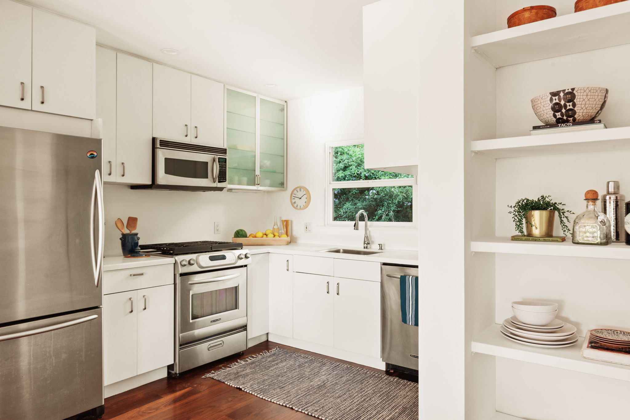Home For Sale in Silver Lake