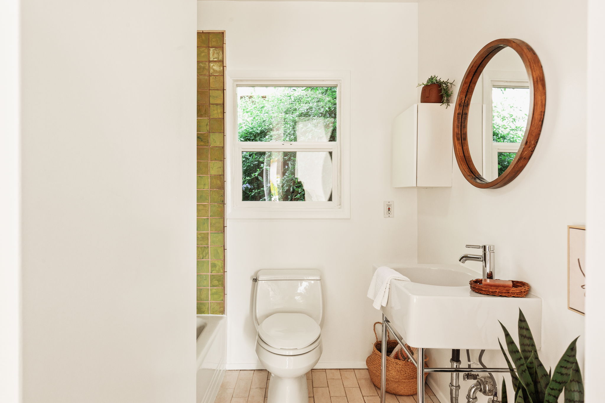 Home For Sale in Silver Lake