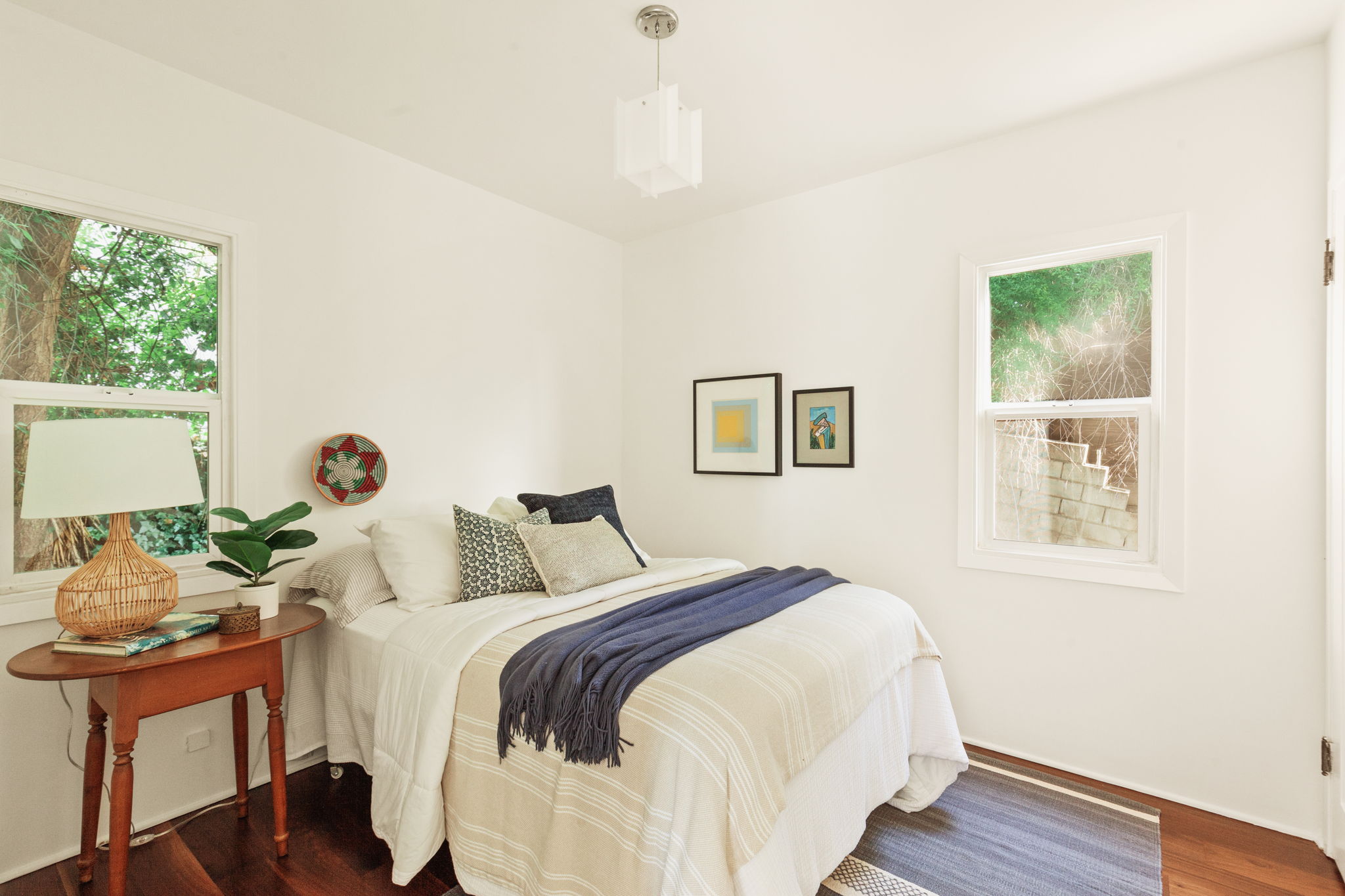 Home For Sale in Silver Lake