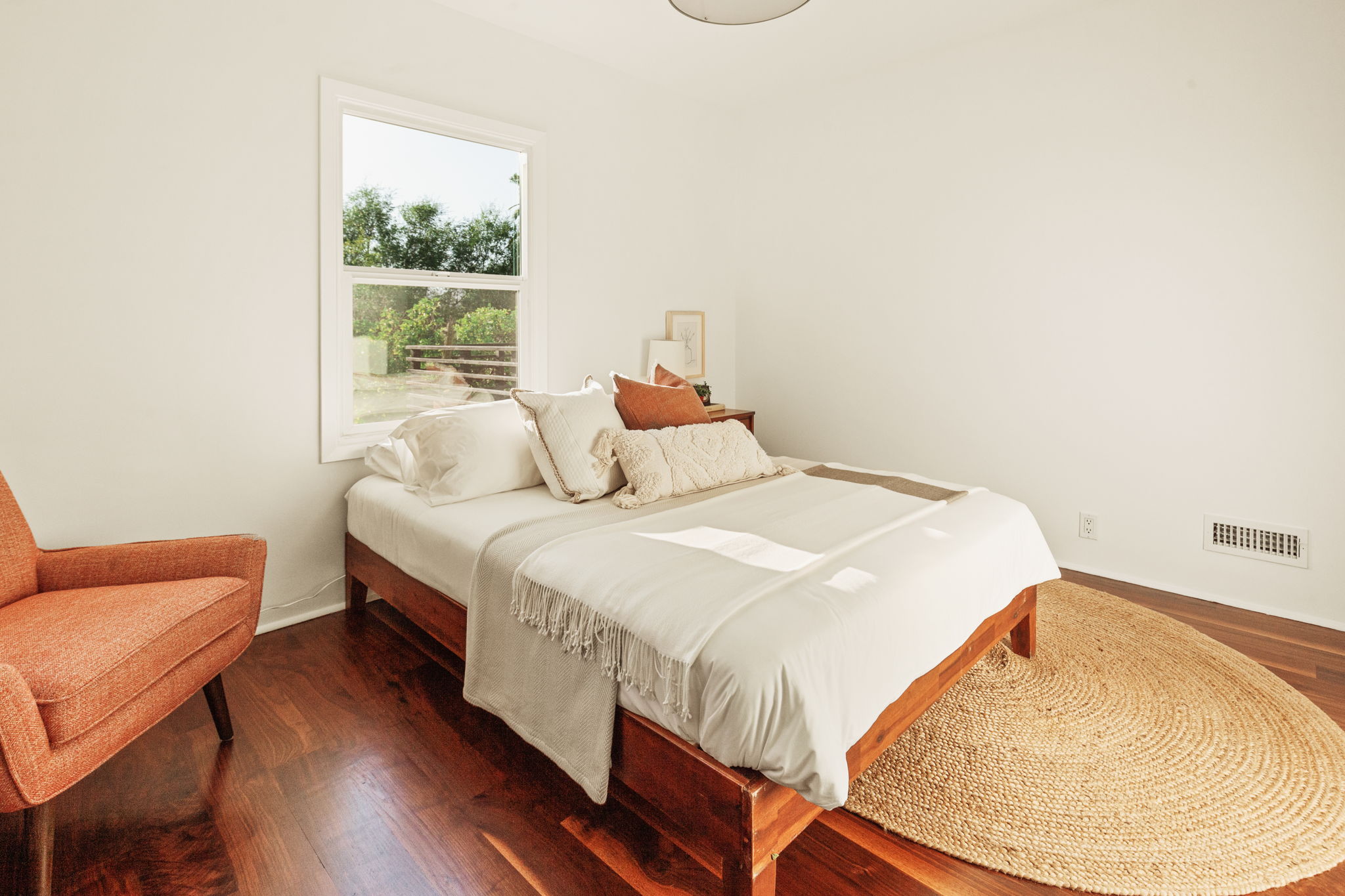 Home For Sale in Silver Lake