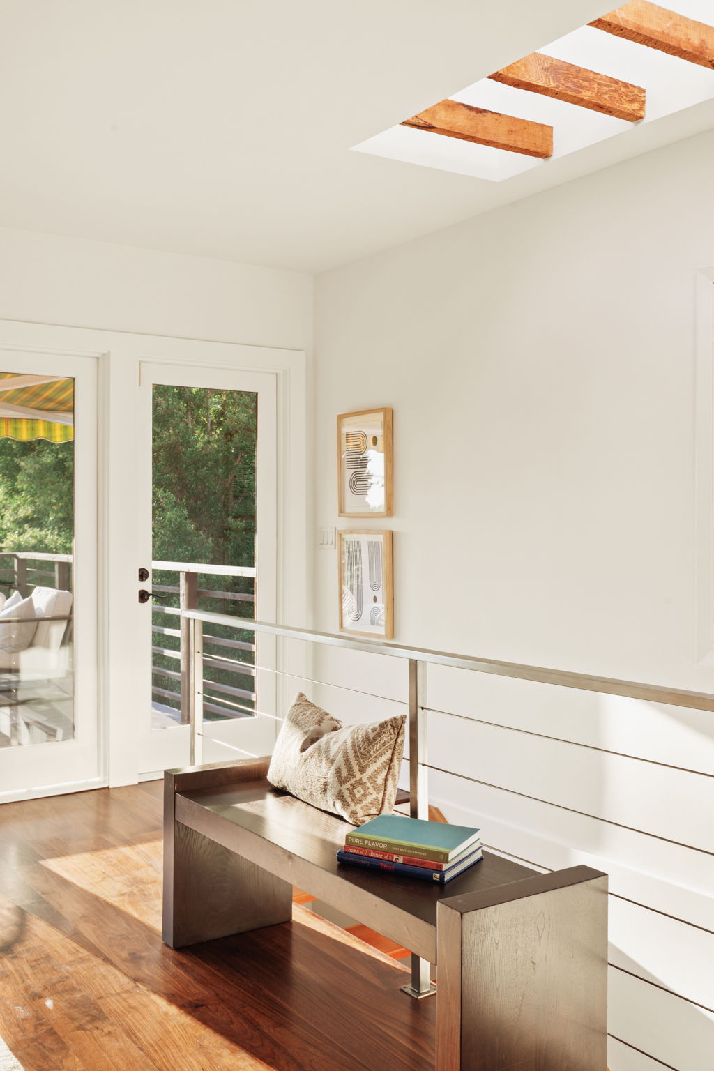 Home For Sale in Silver Lake