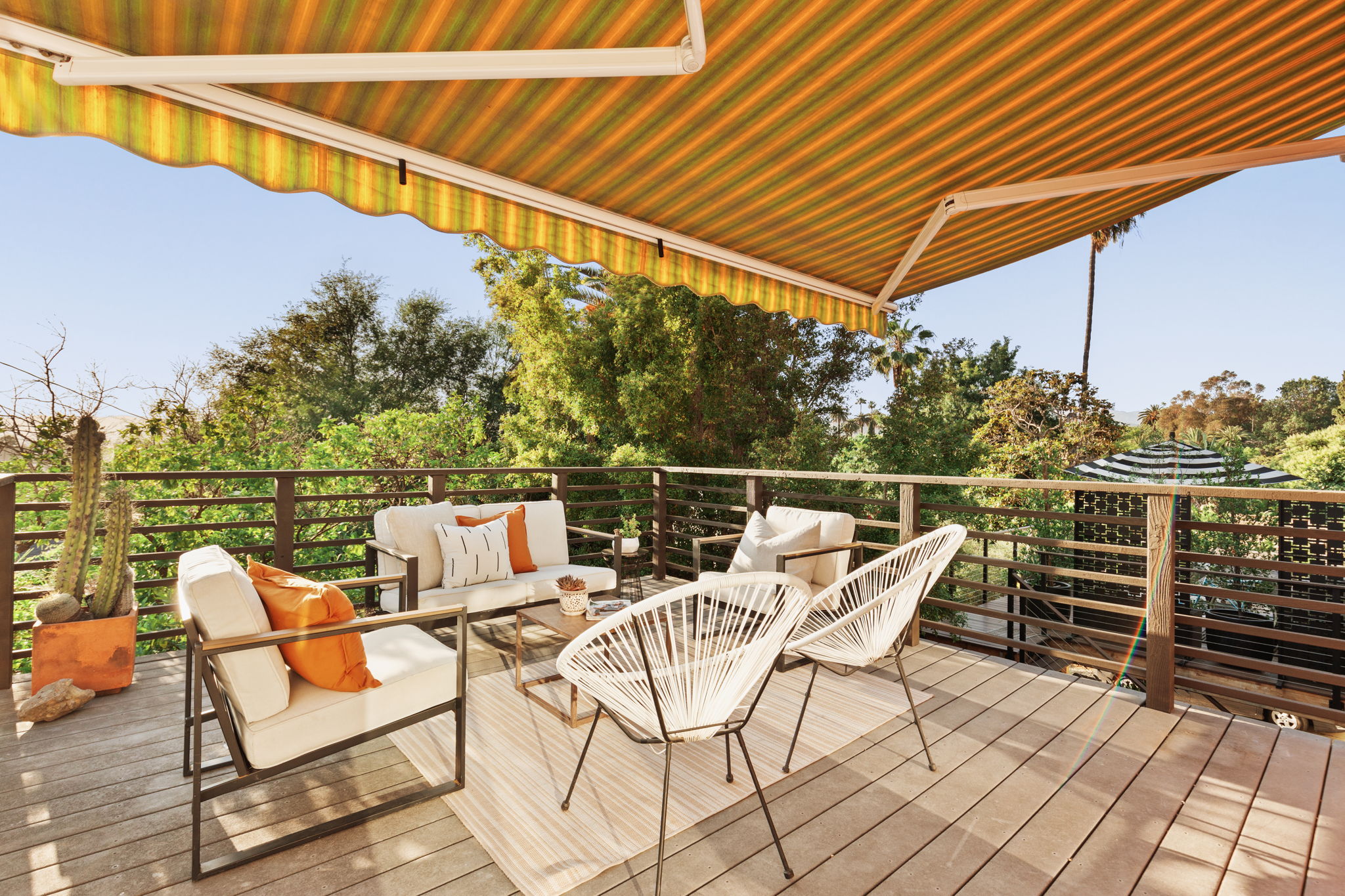 Home For Sale in Silver Lake