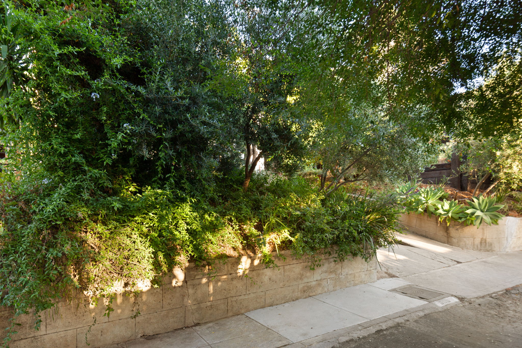 Home For Sale in Silver Lake