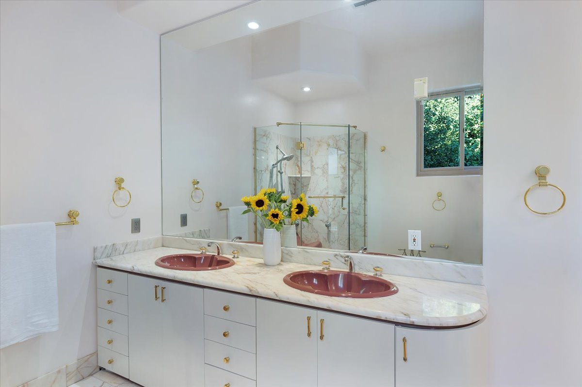 bathroom b