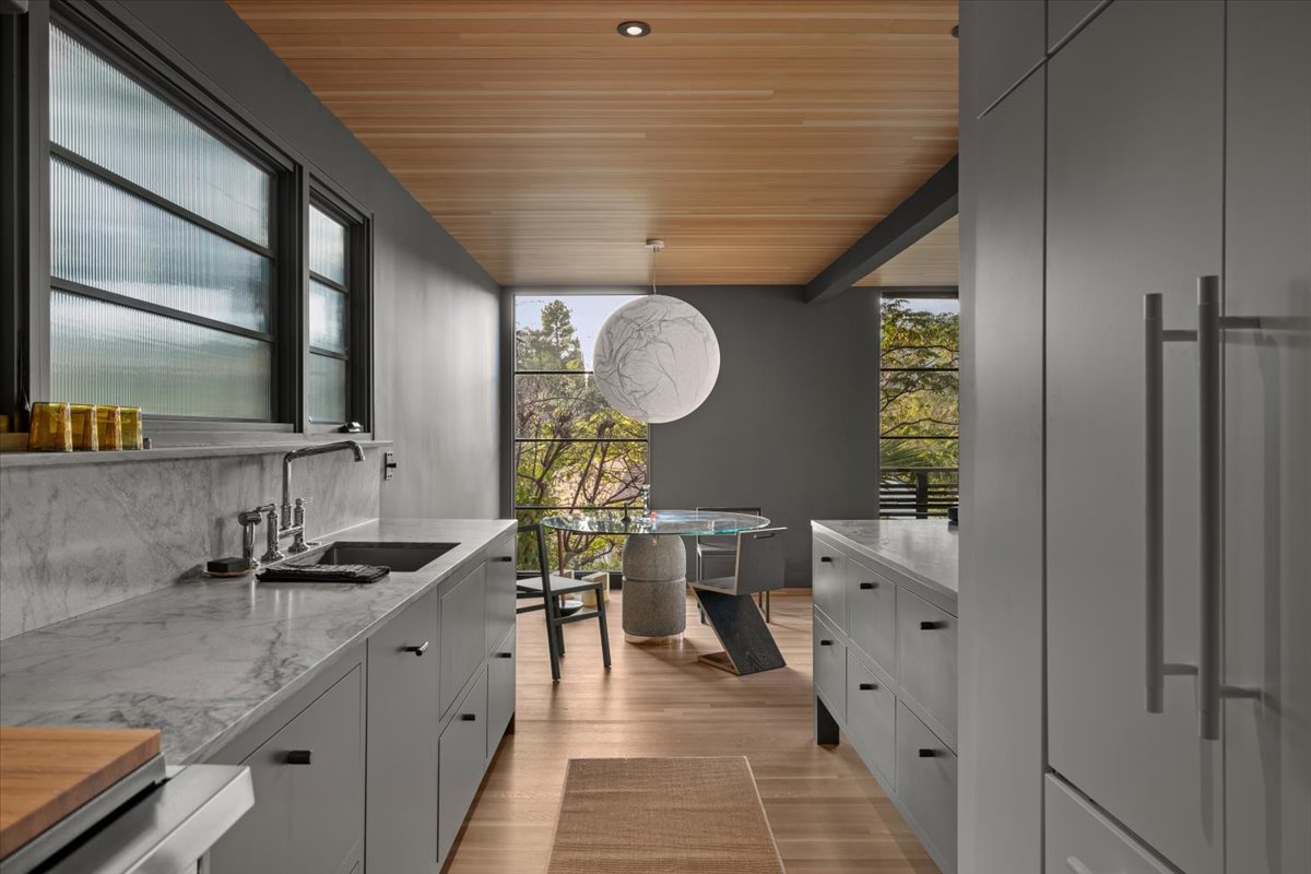 kitchen to dining