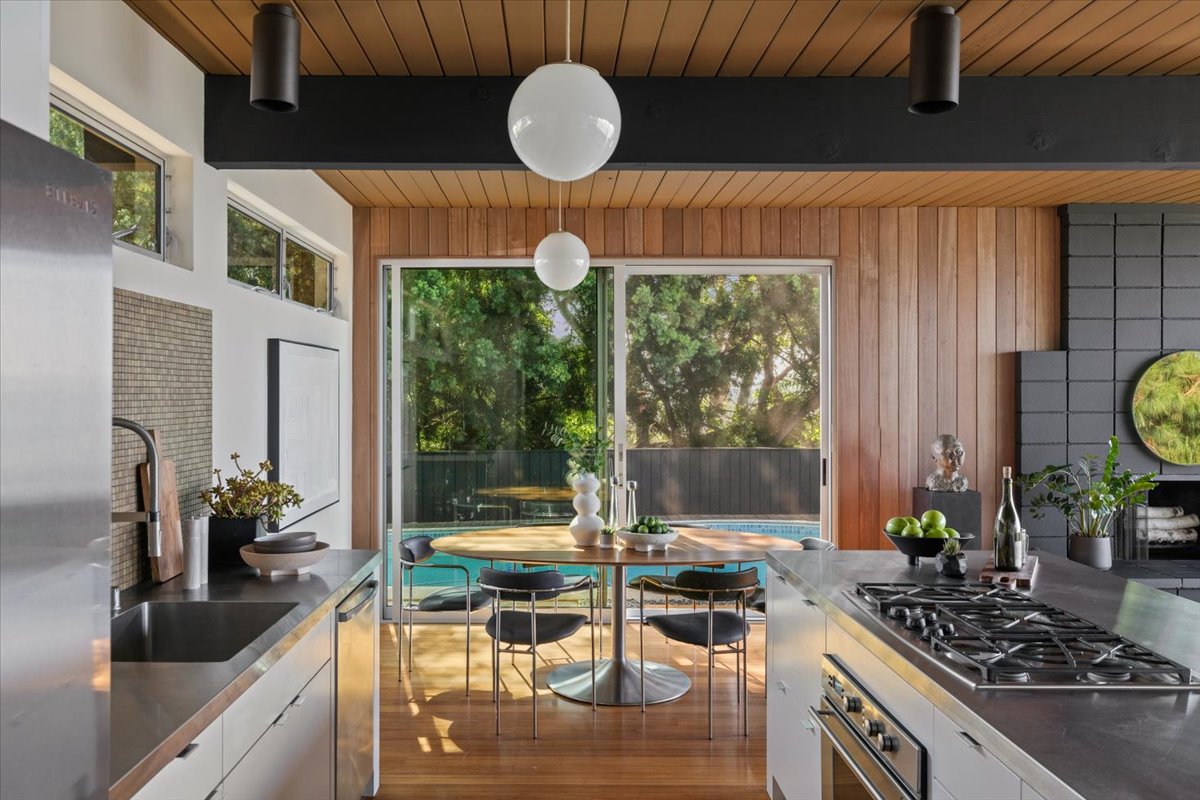 kitchen to dining