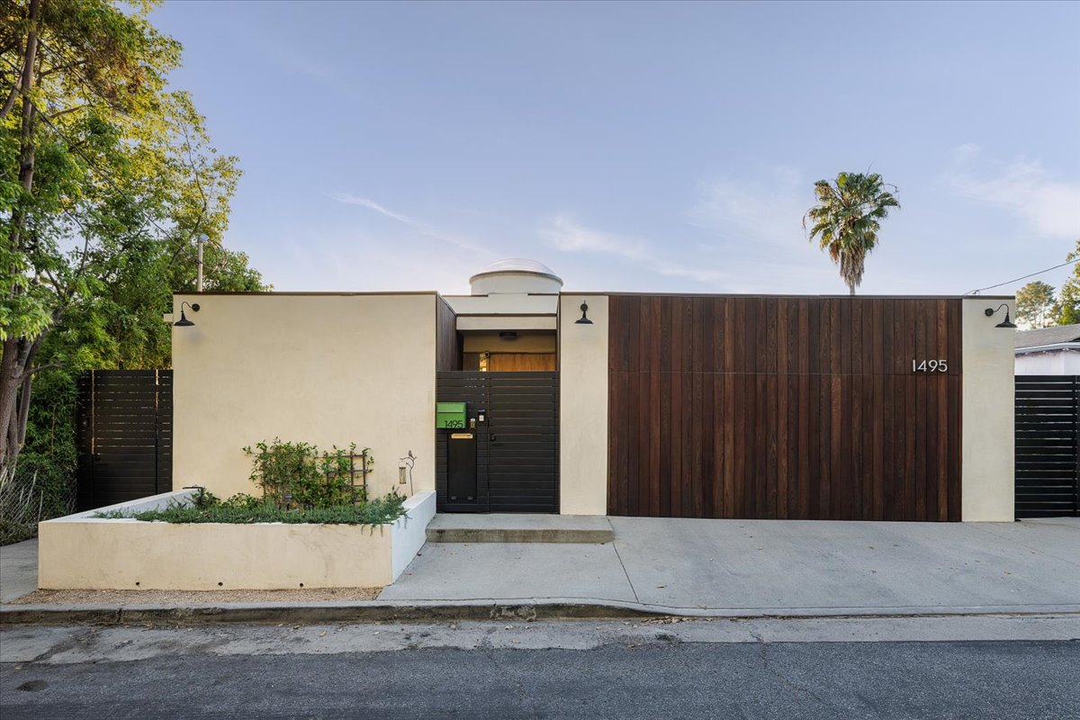 occidental exterior front