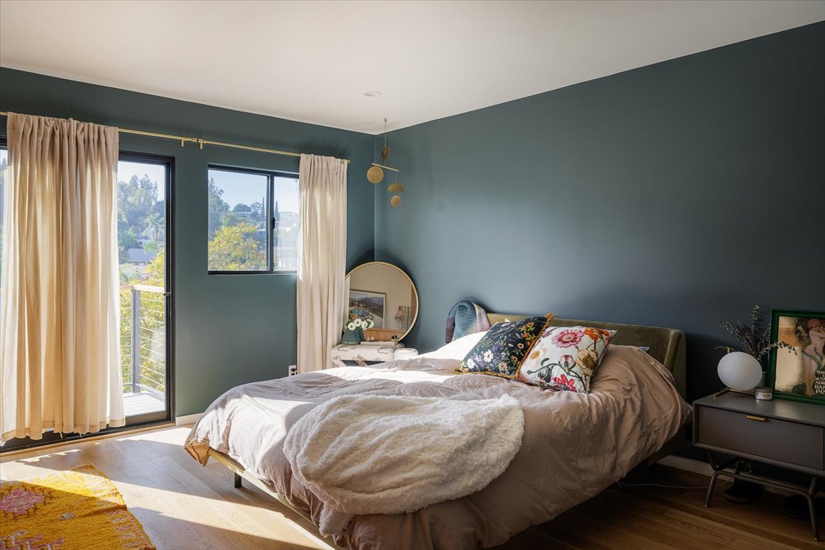 occidental primary bedroom