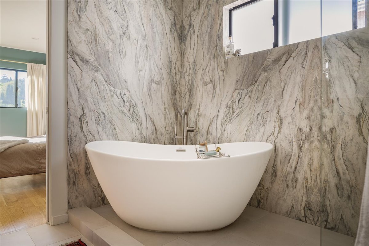 occidental primary bath