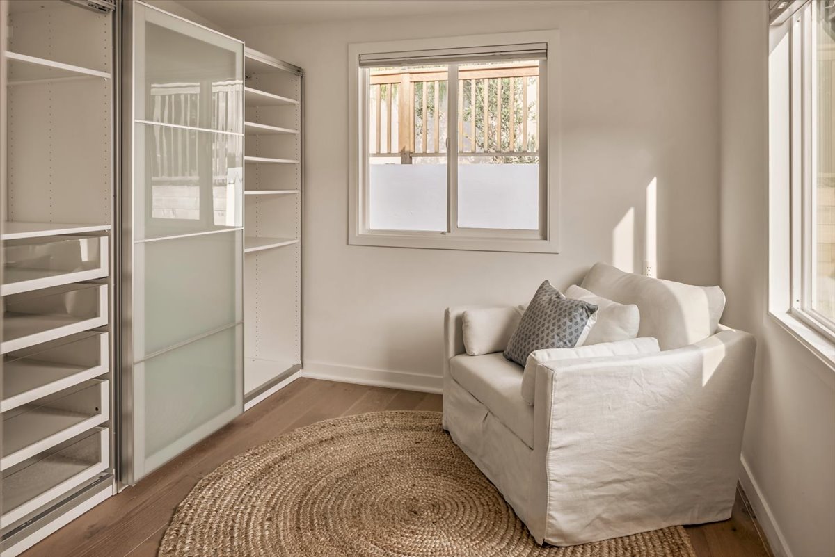 walk in closet