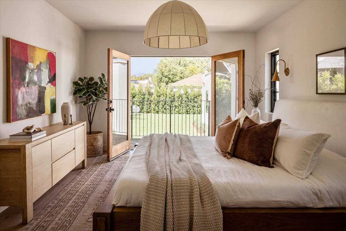 primary bedroom