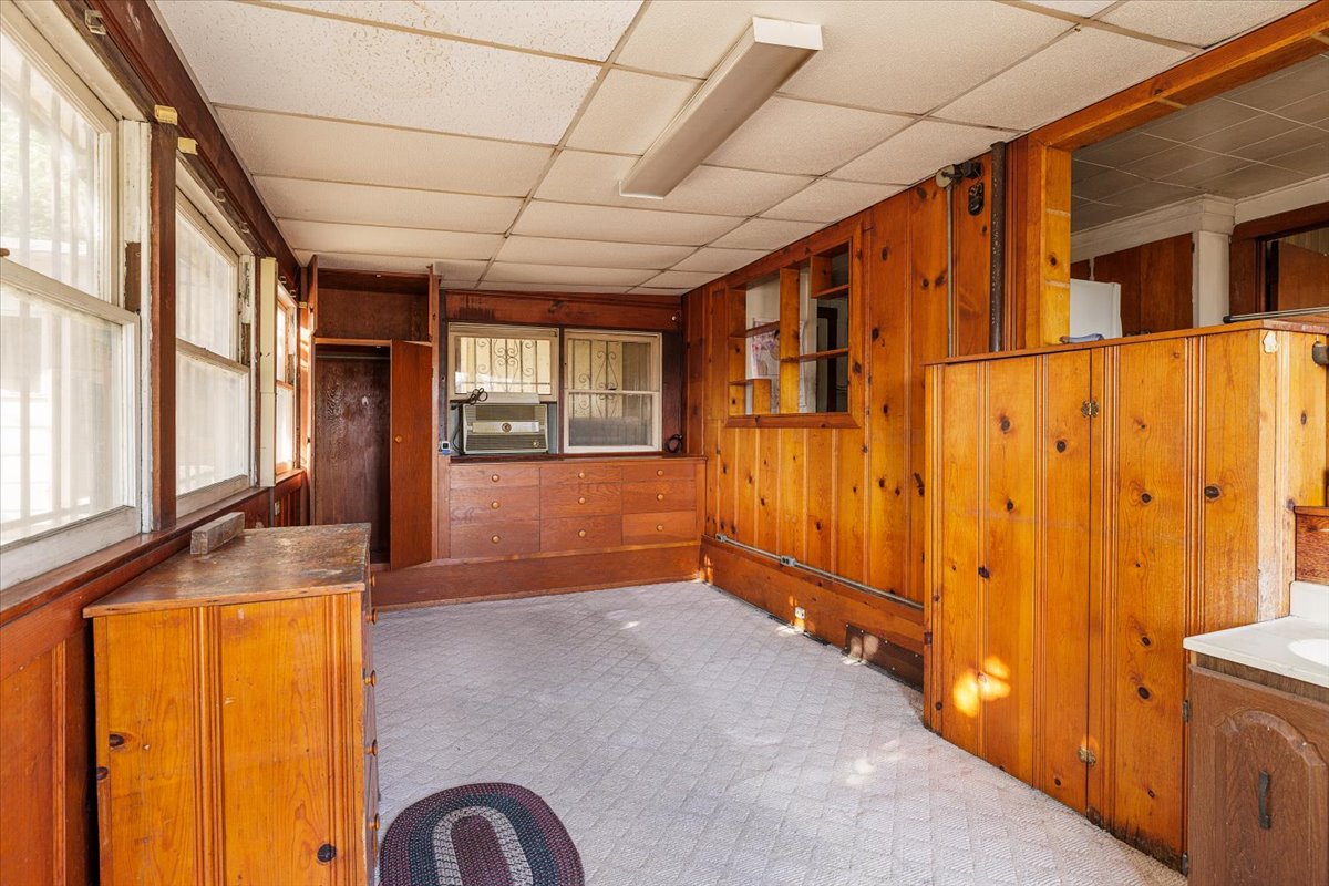 family room