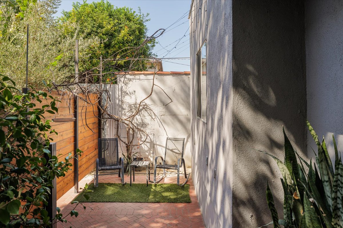 unit  back patio