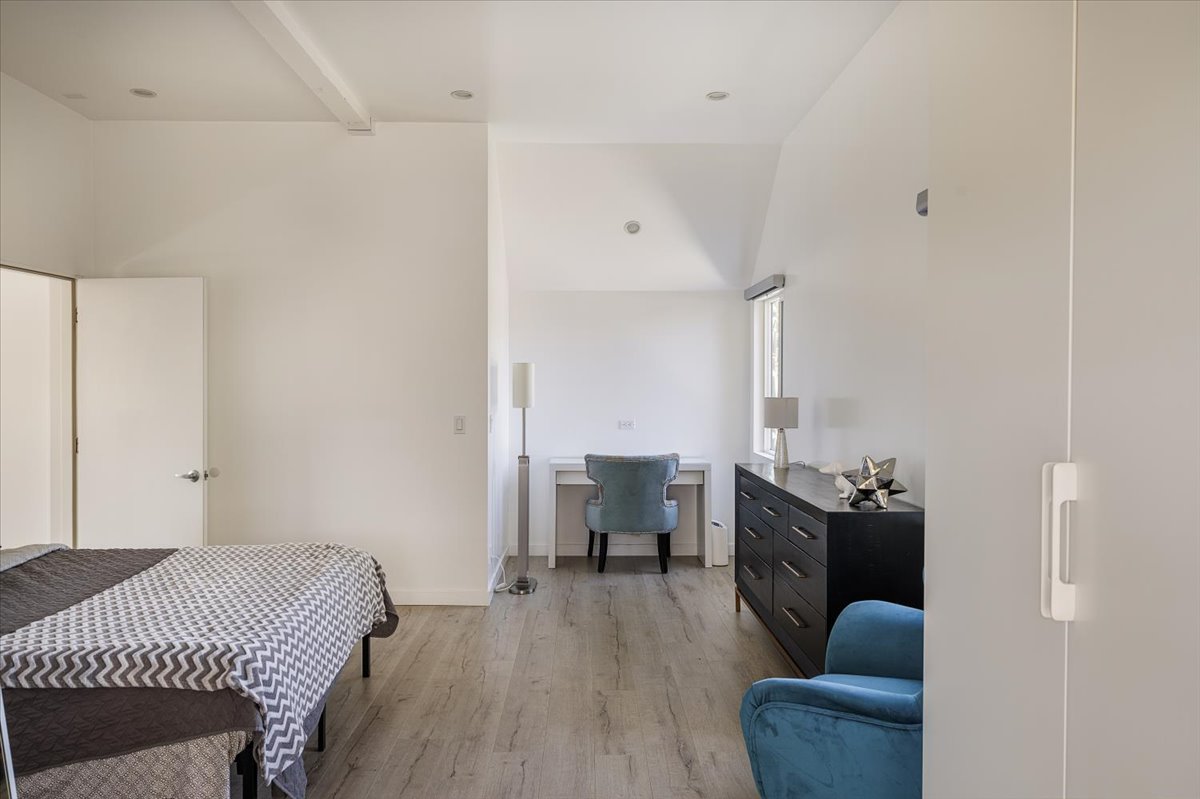 unit  bedroom